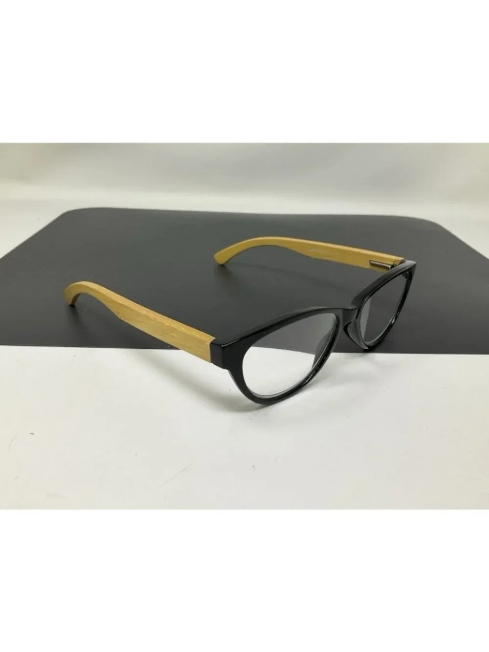 Blue Planet ECO Lucia +1.75 Reading Glasses Tort Wooden Temples Flex Used